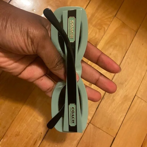 Coach teal sunglasses - Picture 2 of 3